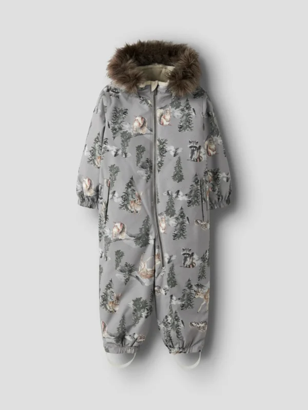Name it talvekombe 'Ultimate Grey Woodland'